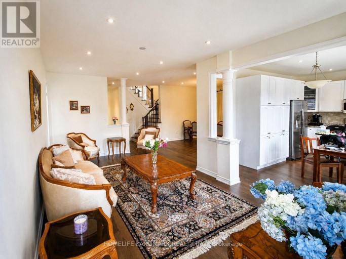 41 MANSARD DRIVE, Richmond Hill (Jefferson), Ontario, L4E0L7