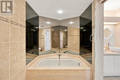 2009 - 2000 ISLINGTON AVENUE Toronto (Kingsview Village-The Westway) Ontario photo 20