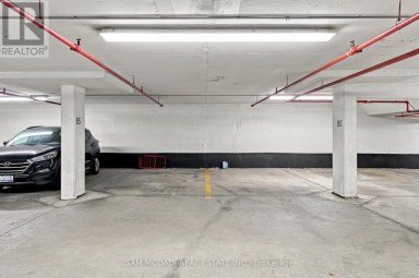 2009 - 2000 ISLINGTON AVENUE Toronto (Kingsview Village-The Westway) Ontario photo 32