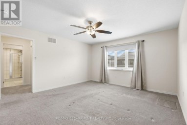 35 ROYAL COACHMAN WAY Hamilton (Stoney Creek Mountain) Ontario photo 27