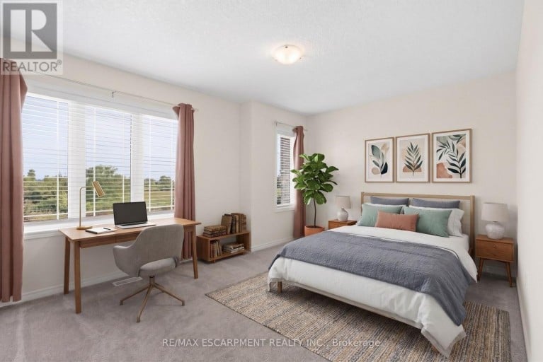 35 ROYAL COACHMAN WAY, Hamilton (Stoney Creek Mountain), Ontario, L8J0M2