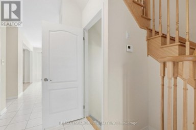 35 ROYAL COACHMAN WAY Hamilton (Stoney Creek Mountain) Ontario photo 43
