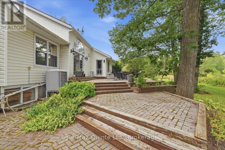 136 BERNARD LONG ROAD, Quinte West (Murray Ward), Ontario, K8V5P6