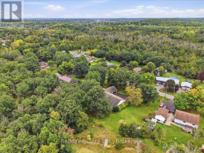136 BERNARD LONG ROAD, Quinte West (Murray Ward), Ontario, K8V5P6
