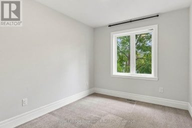 22 CAMPBELL CRESCENT Prince Edward County (Picton) Ontario photo 10
