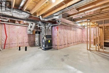 22 CAMPBELL CRESCENT Prince Edward County (Picton) Ontario photo 18