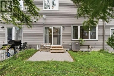 22 CAMPBELL CRESCENT Prince Edward County (Picton) Ontario photo 21