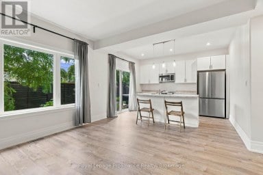 22 CAMPBELL CRESCENT Prince Edward County (Picton) Ontario photo 4