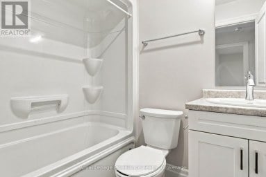 22 CAMPBELL CRESCENT Prince Edward County (Picton) Ontario photo 9