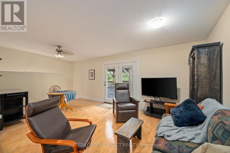 797 COLBORNE STREET, London East (East B), Ontario, N6A3Z8