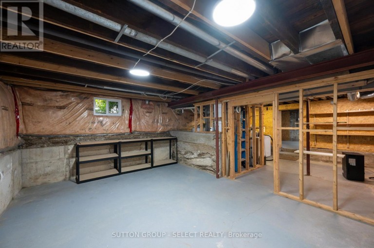 797 COLBORNE STREET, London East (East B), Ontario, N6A3Z8