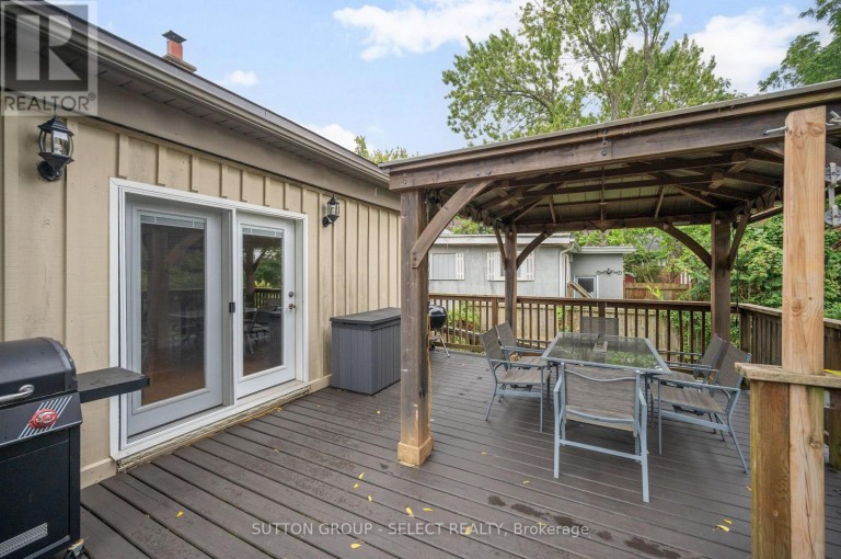 797 COLBORNE STREET, London East (East B), Ontario, N6A3Z8
