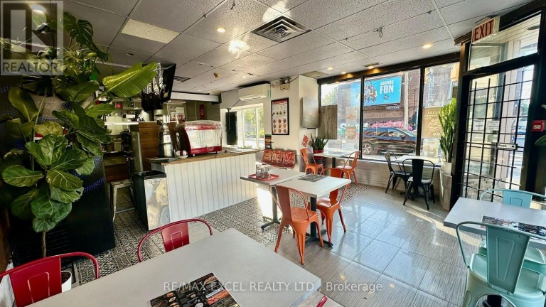 239 BROADVIEW AVENUE, Toronto (South Riverdale), Ontario, M4M2G6