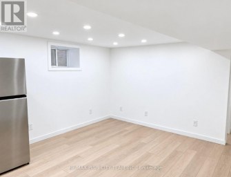 LOWER - 148 ASCOT AVENUE Toronto (Corso Italia-Davenport) Ontario photo 2