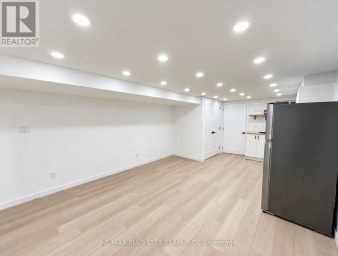 LOWER - 148 ASCOT AVENUE Toronto (Corso Italia-Davenport) Ontario photo 4