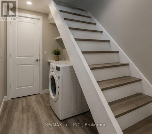 1293 LUDLOW COURT, Oshawa (Centennial), Ontario, L1G7K5
