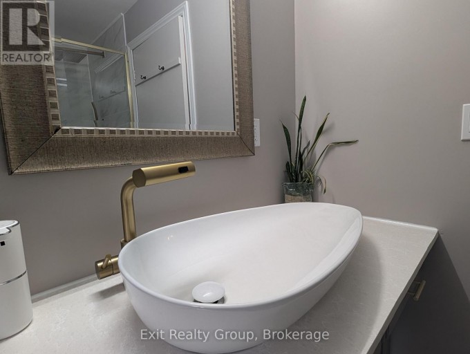 456 PARKVIEW COURT, Midland, Ontario, L4R5G3
