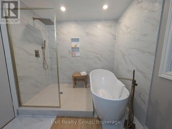 456 PARKVIEW COURT Midland Ontario photo 22