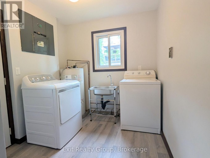 456 PARKVIEW COURT, Midland, Ontario, L4R5G3