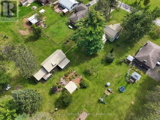 164 HILLSIDE DRIVE, Kawartha Lakes (Somerville), Ontario, K0M1C0