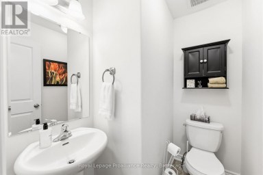 268 STRACHAN STREET Port Hope Ontario photo 22