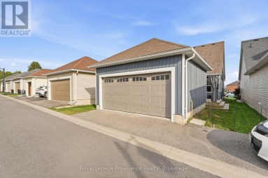 268 STRACHAN STREET Port Hope Ontario photo 44