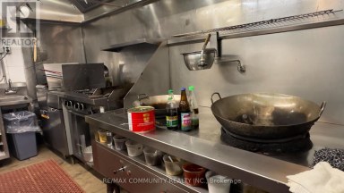 641 DUPONT STREET Toronto (Annex) Ontario photo 7