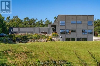 2314 CONCESSION 8 SOUTH NOTTAWASAGA Clearview Ontario photo 2