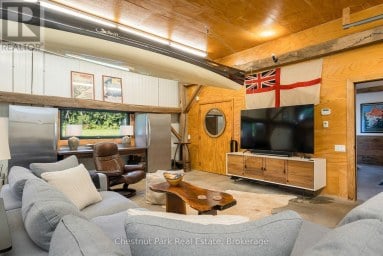 2314 CONCESSION 8 SOUTH NOTTAWASAGA Clearview Ontario photo 28