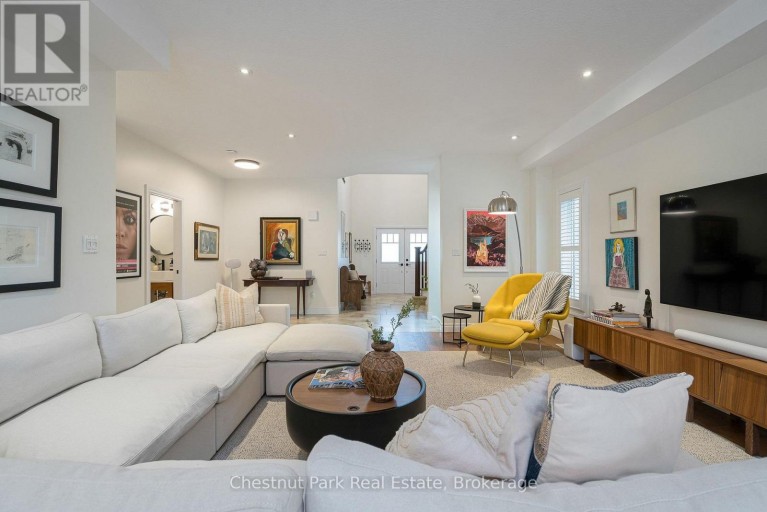 35 KAYLA CRESCENT, Collingwood, Ontario, L9Y5K9