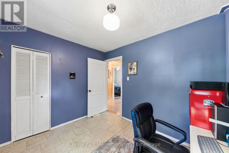 25 GLENDALE AVENUE, Wasaga Beach, Ontario, L9Z2T1