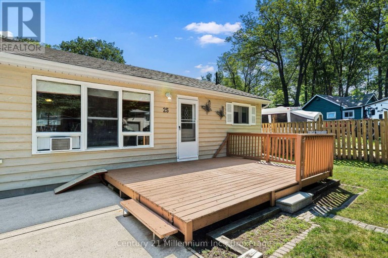 25 GLENDALE AVENUE, Wasaga Beach, Ontario, L9Z2T1