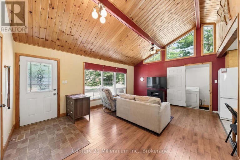 25 GLENDALE AVENUE, Wasaga Beach, Ontario, L9Z2T1