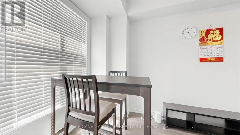 363 OKANAGAN PATH, Oshawa (Donevan), Ontario, L1H0B1