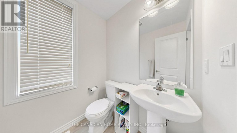 363 OKANAGAN PATH, Oshawa (Donevan), Ontario, L1H0B1