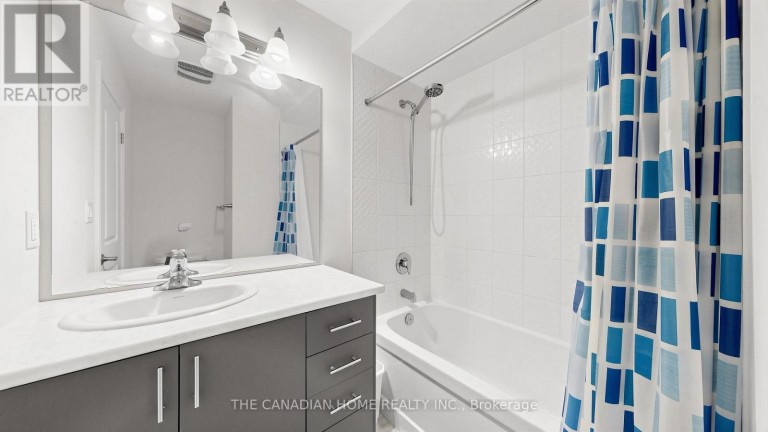 363 OKANAGAN PATH, Oshawa (Donevan), Ontario, L1H0B1