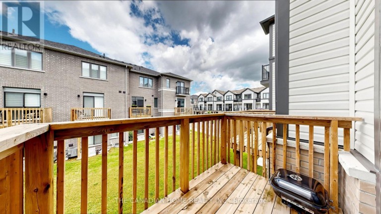 363 OKANAGAN PATH, Oshawa (Donevan), Ontario, L1H0B1