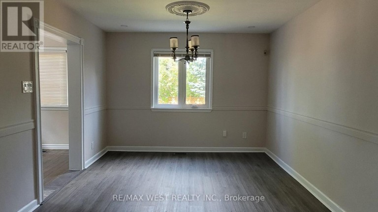 UPPER - 65 CLAPPERTON AVENUE, Toronto (Clairlea-Birchmount), Ontario, M1L4K7