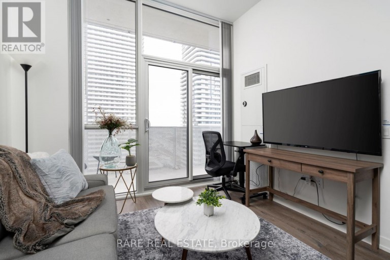 1916 - 28 INTERCHANGE WAY, Vaughan (Vaughan Corporate Centre), Ontario, L4K5W3