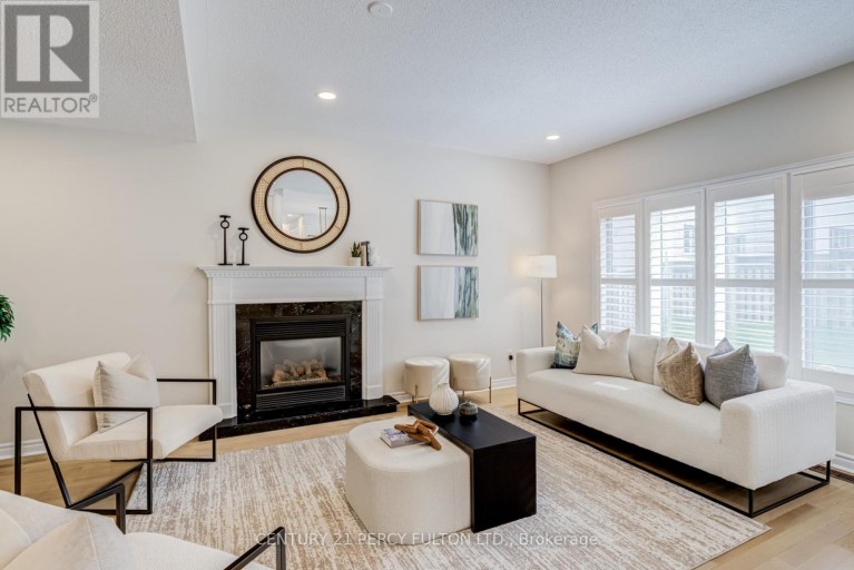 118 VILLAGE GATE DRIVE, Markham (Cachet), Ontario, L6C1W5