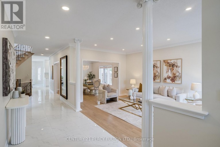 118 VILLAGE GATE DRIVE, Markham (Cachet), Ontario, L6C1W5