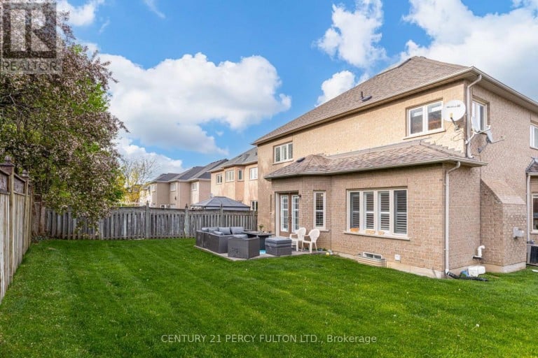 118 VILLAGE GATE DRIVE, Markham (Cachet), Ontario, L6C1W5