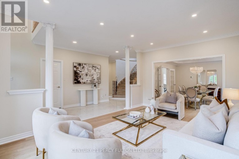 118 VILLAGE GATE DRIVE, Markham (Cachet), Ontario, L6C1W5