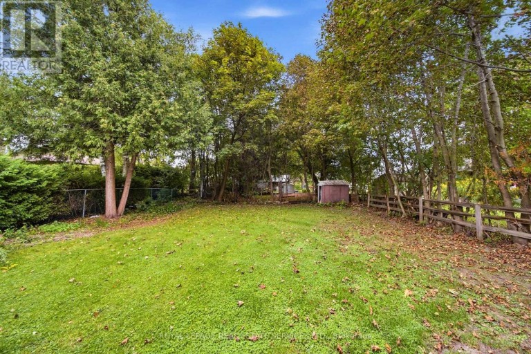 MAIN - 6 CORBETT CRESCENT, Aurora (Aurora Highlands), Ontario, L4G2G1