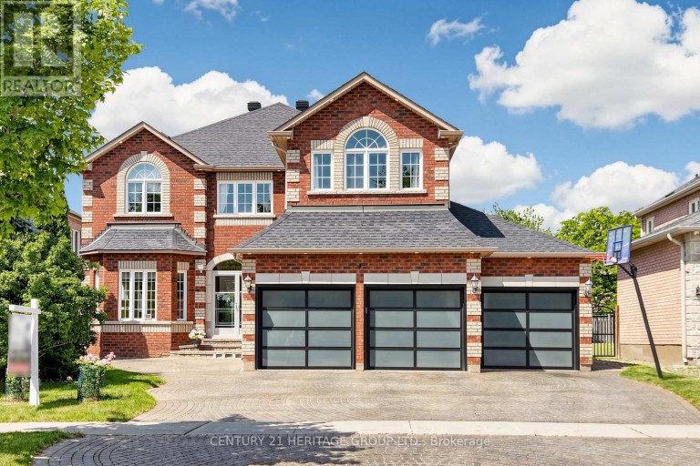4 MUMBERSON COURT, Markham (Cachet), Ontario, L6C1Y4