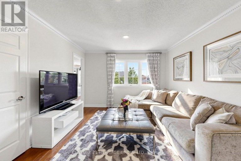 4 MUMBERSON COURT, Markham (Cachet), Ontario, L6C1Y4