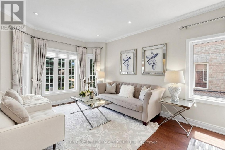4 MUMBERSON COURT, Markham (Cachet), Ontario, L6C1Y4