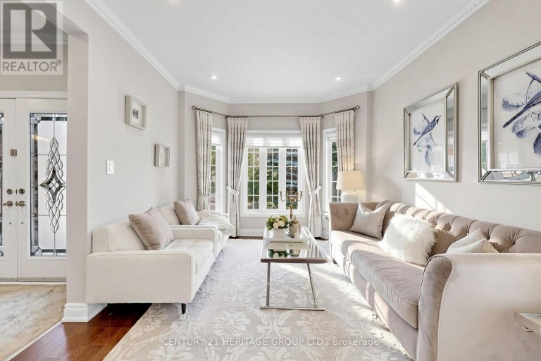 4 MUMBERSON COURT, Markham (Cachet), Ontario, L6C1Y4