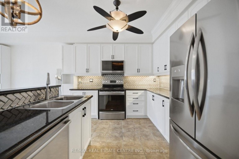 1109 BONIN CRESCENT, Milton (CL Clarke), Ontario, L9T0B2
