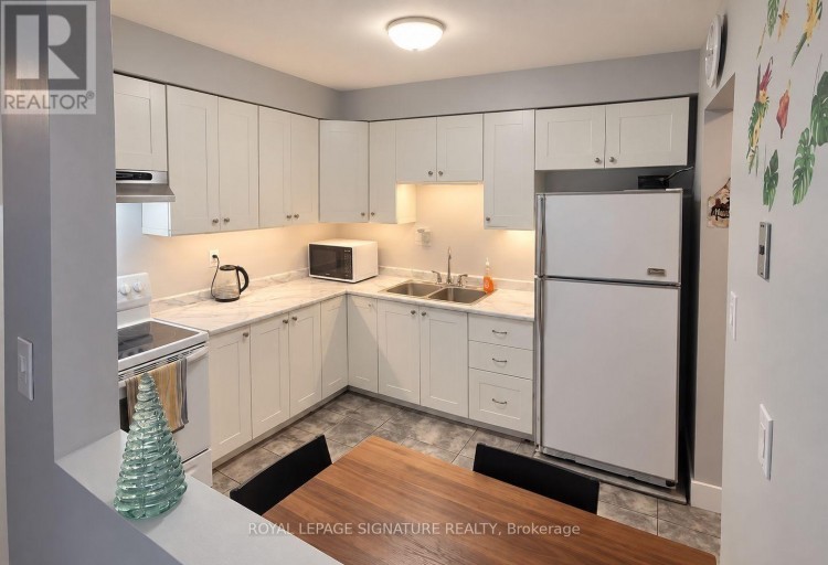 6322 MARTEL COURT, Mississauga (Meadowvale), Ontario, L5N3H6